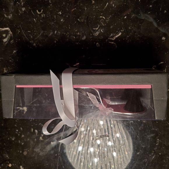 NiB Wild Eye Stainless Steel High Heel Cake Server - Picture 5 of 8